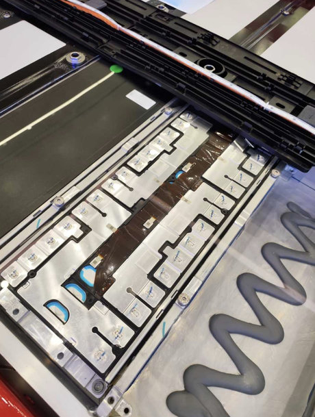 Chemical solutions for e-mobility and thermal management